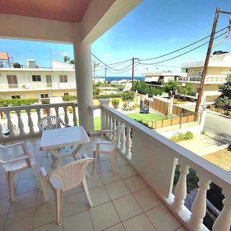 Captain Michalis Apartments Galatás Eksteriør bilde